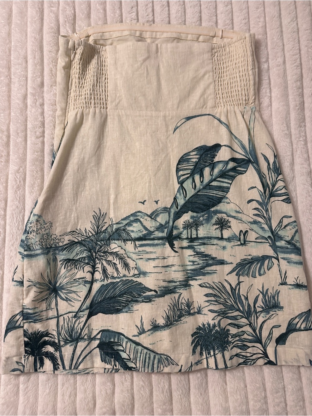 Abercrombie & Fitch Strapless Cream Dress with Blue Tropical Print - Picture 6 of 9